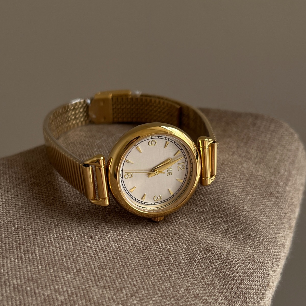 ヴィンテージスタイル高級腕時計ハイエンドレザーストラップ防水 - Luxury Watch Vintage のレビューと価格