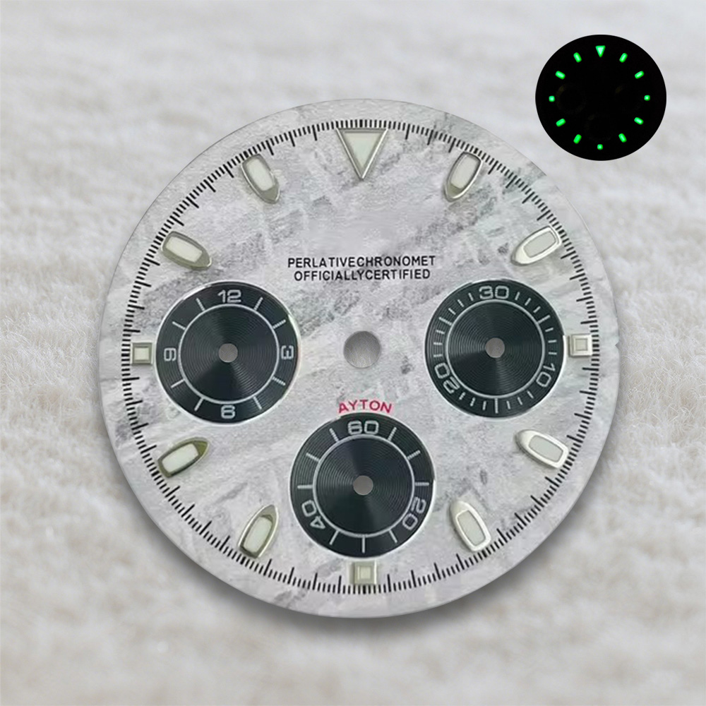 新しい 29.5 ミリメートルダイヤル S ロゴダイヤル D - Exhibition Caseback のレビューと価格