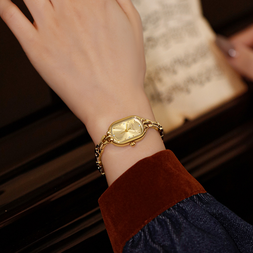 女性のためのヴィンテージブレスレット,ユニークな日本の動き, - Luxury Watch Vintage のレビューと価格