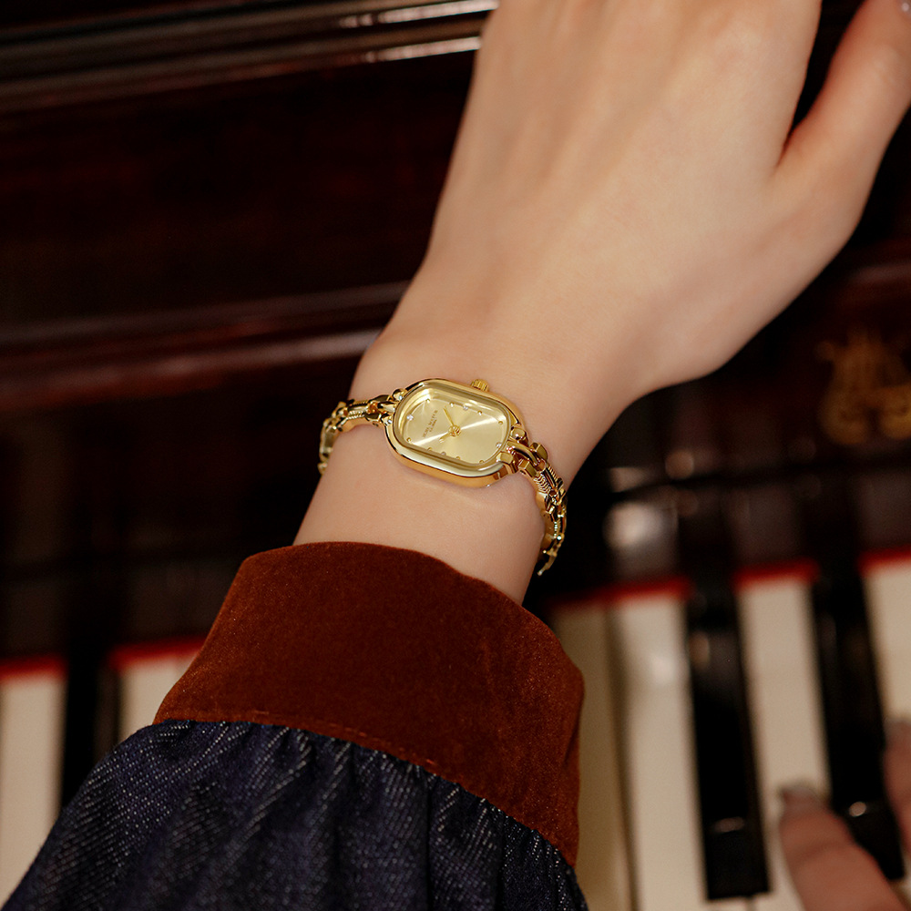 女性のためのヴィンテージブレスレット,ユニークな日本の動き, - Luxury Watch Vintage のレビューと価格