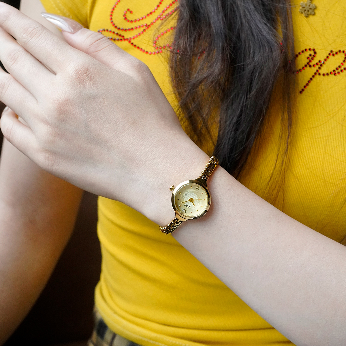 新しい腕時計ヴィンテージライト高級ニッチハイエンドブレスレッ - Luxury Watch Vintage のレビューと価格