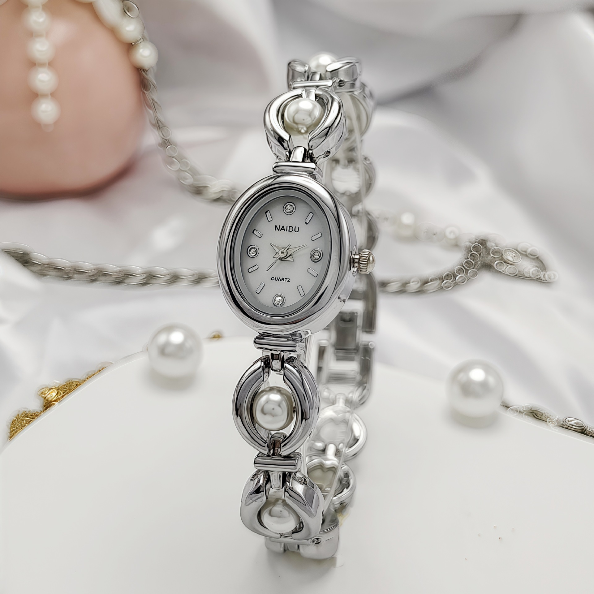 女性用新型ブレスレットウォッチ、オーバルスチールストラップウ - Luxury Watch Vintage のレビューと価格