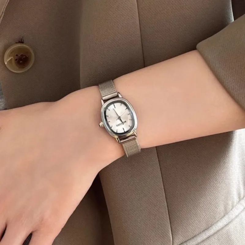 小さなオーバルダイヤルグリーン腕時計シンプルなステンレス鋼レ - Luxury Watch Vintage のレビューと価格