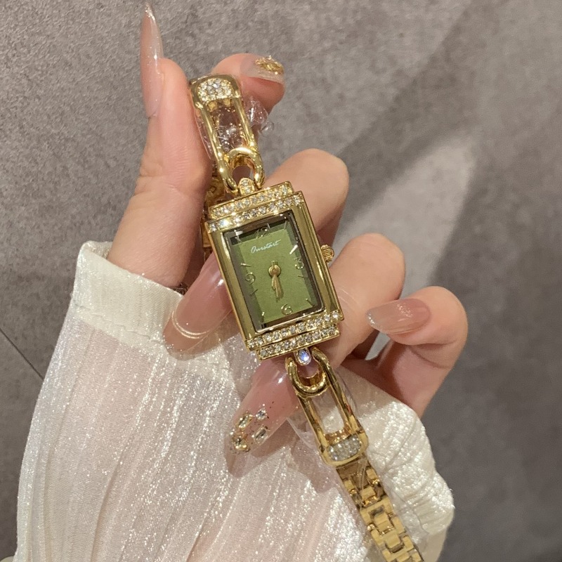 小さなピン付きオールドマネースタイルハンドニッチデザイン腕時 - Luxury Watch Value のレビューと価格