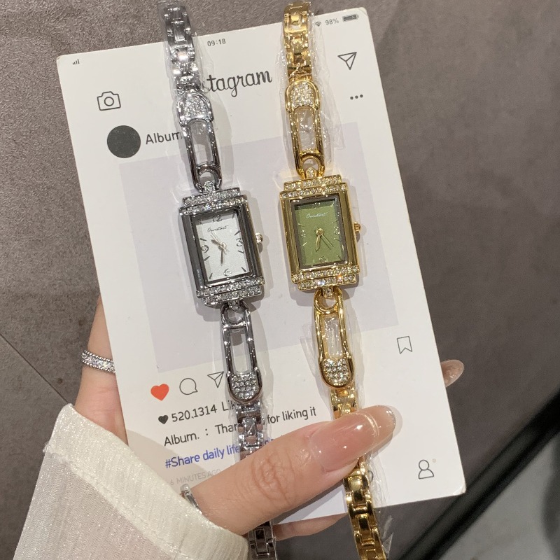 小さなピン付きオールドマネースタイルハンドニッチデザイン腕時 - Luxury Watch Value のレビューと価格