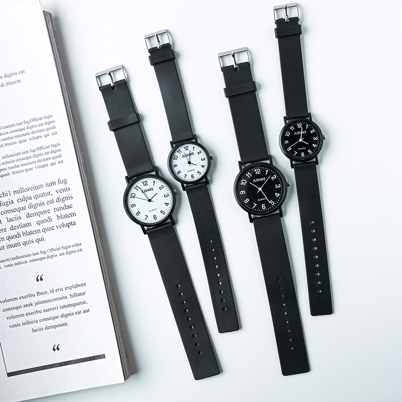 シンプルなブラックウォッチクォーツ時計女性用シリコンストラッ - Luxury Watch Lady のレビューと価格